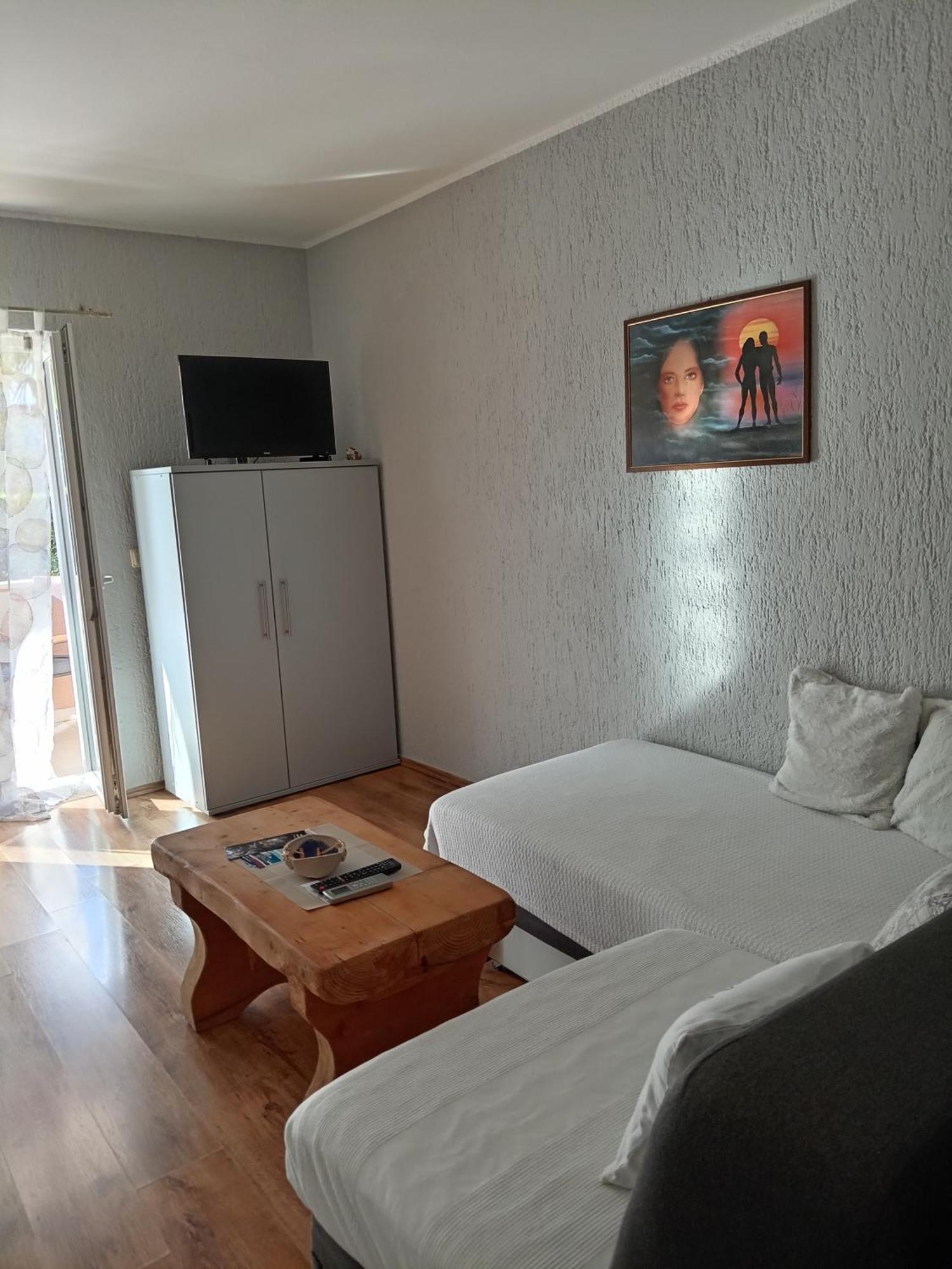Apartments Sven-Marino Poreč Exterior foto